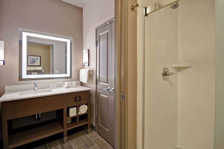 Bathroom shower