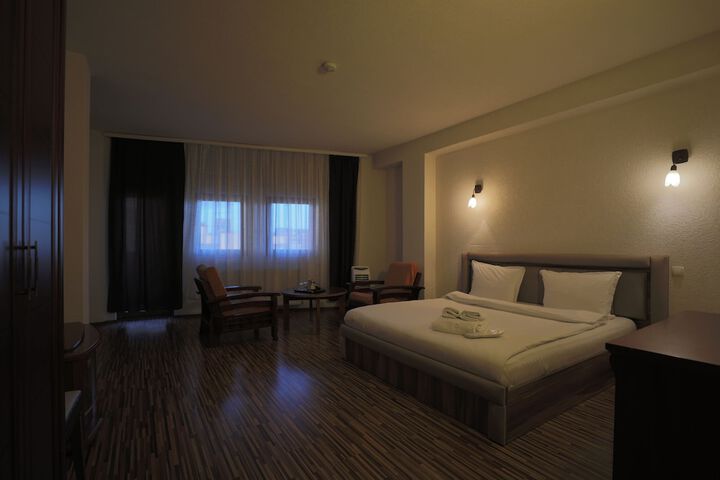 Room 29 of 84