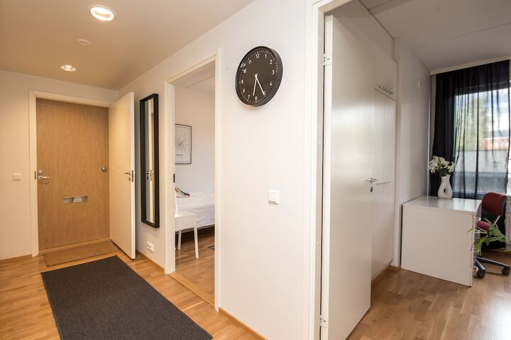 Room 20 of 77