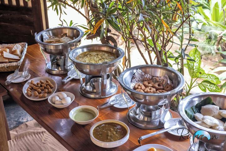 Breakfast/Coffee Service 92 of 152