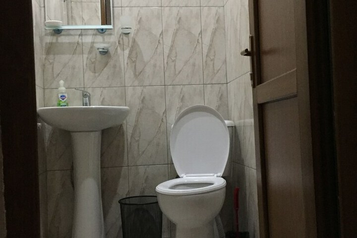 Room 12 of 21