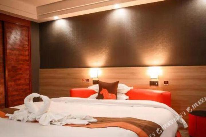 Mingdu Business Hotel