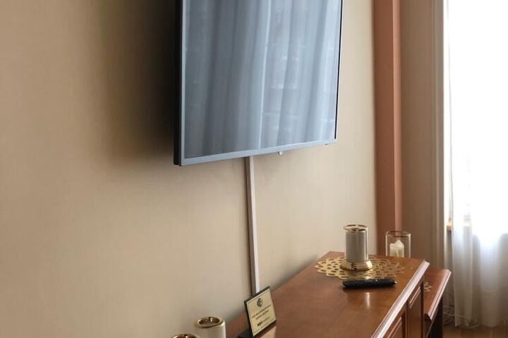 Room 16 of 25