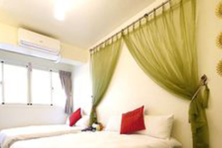 Room 53 of 118