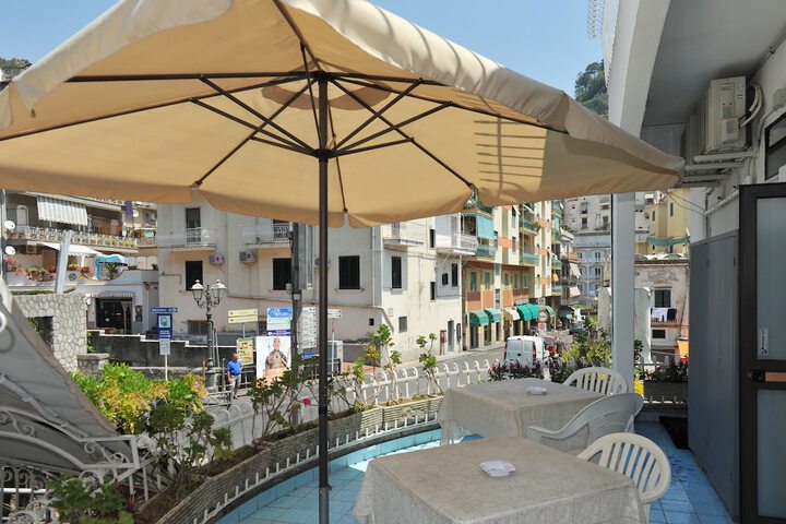 Terrace/Patio 19 of 21