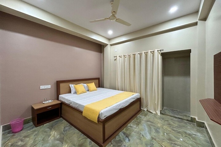 Room 3 of 13