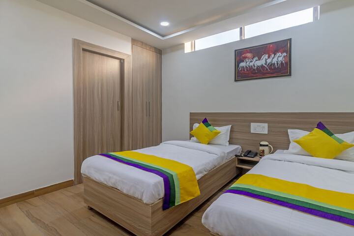 Room 15 of 23