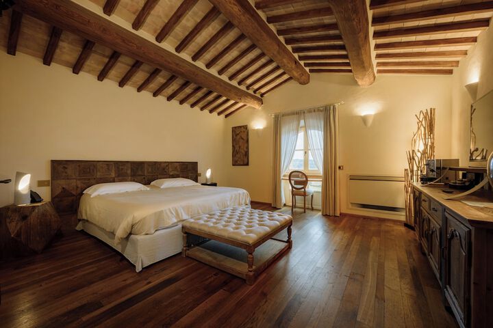 Room 25 of 69
