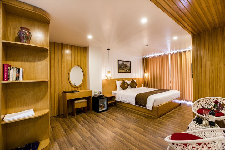 Room 21 of 43