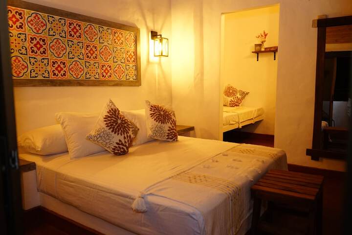 Room 14 of 37