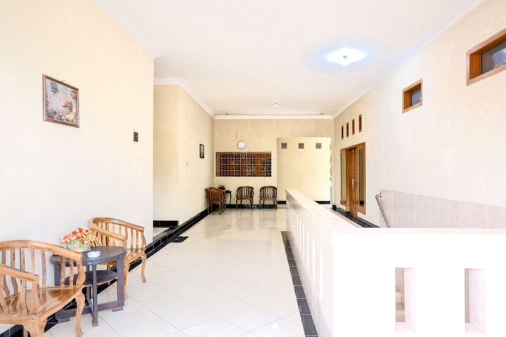 Ballroom/Hall 49 of 58