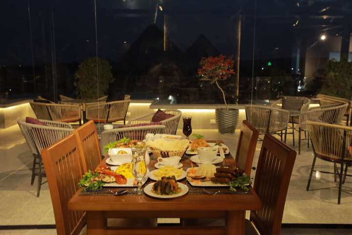 Dining 107 of 126