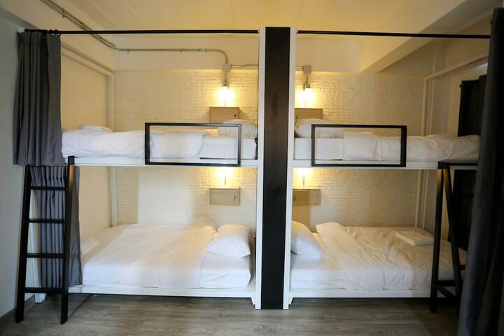 Room 20 of 112
