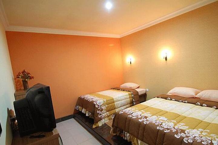Room 2 of 18