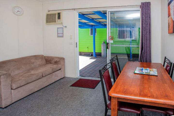 Room 20 of 122