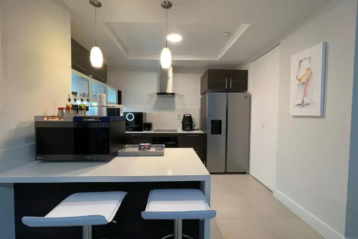 Room 2 of 16