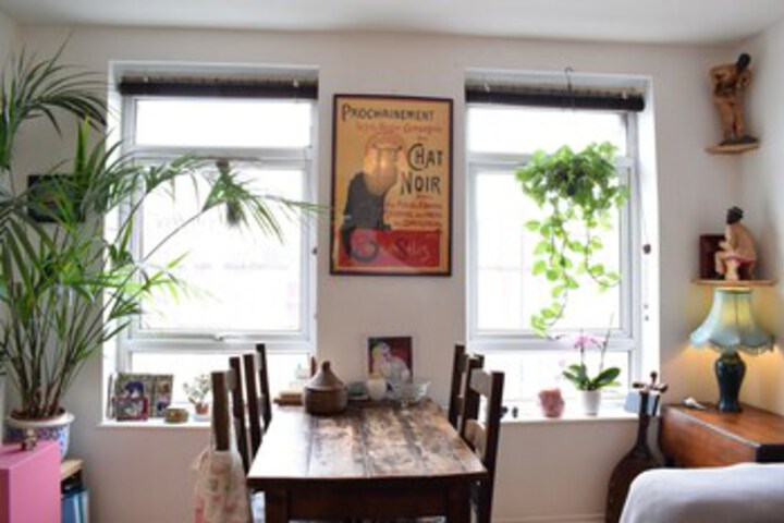 Room 8 of 13