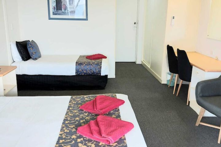 Room 10 of 53