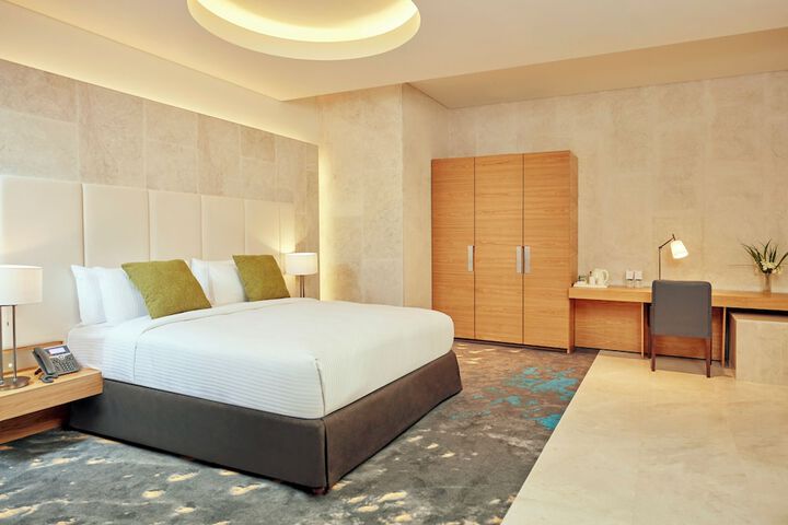 Room 10 of 44
