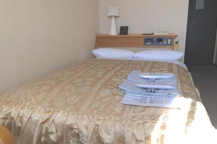 Room 15 of 31