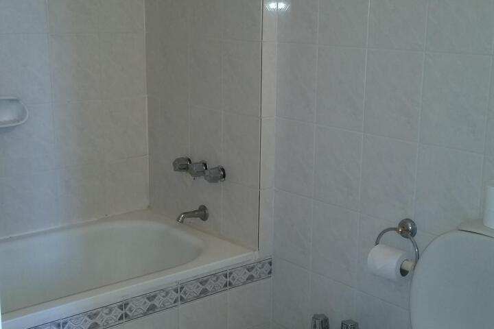 Room 12 of 14