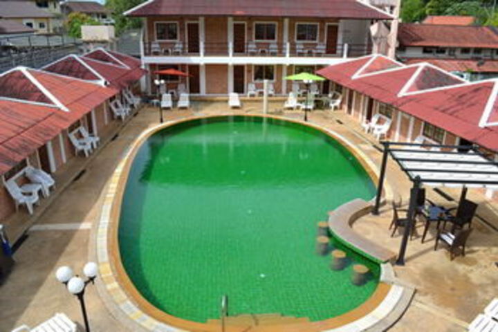 Pool 35 of 41
