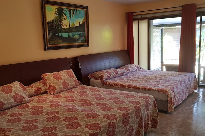 Room 2 of 95