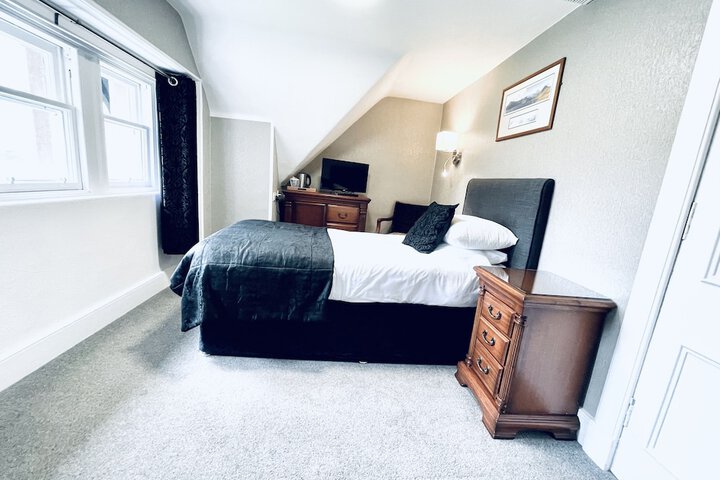 Room 18 of 54
