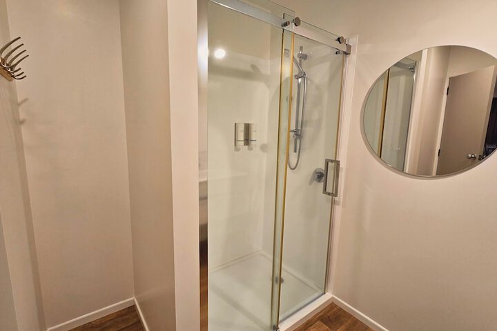 Room 128 of 175