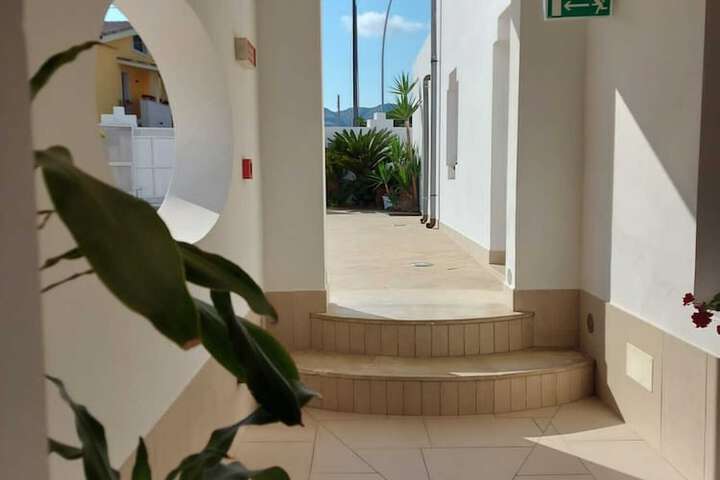 Hotel 63 of 97