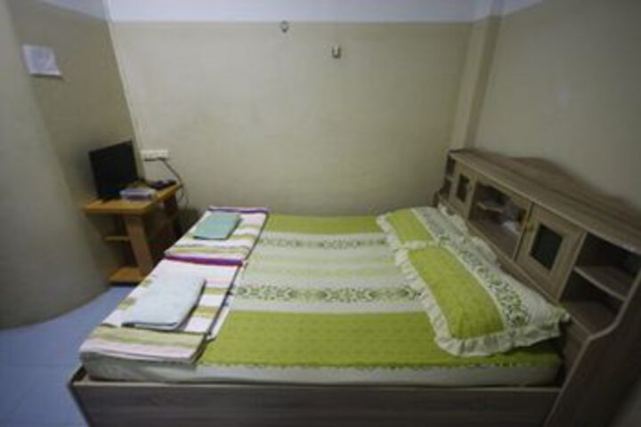 Room 10 of 47