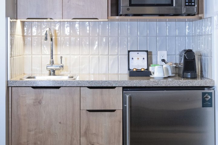 Private kitchenette