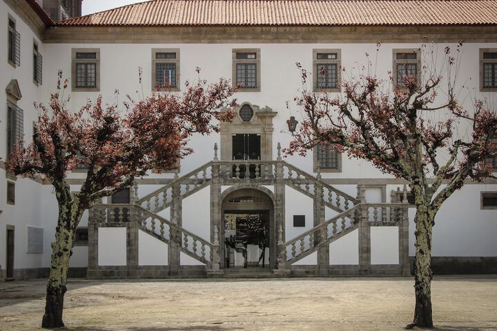 Ballroom/Hall 104 of 132