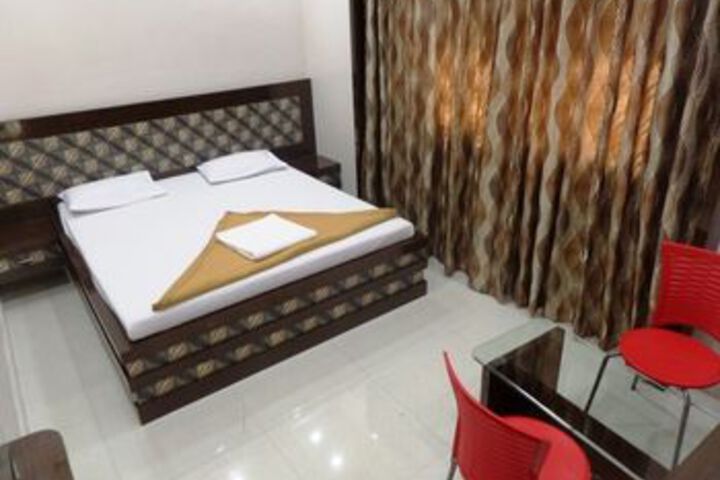 Room 19 of 26