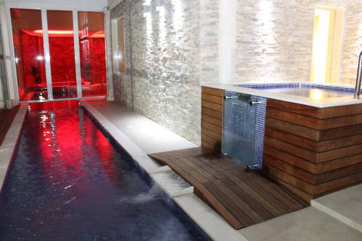 Pool 17 of 17