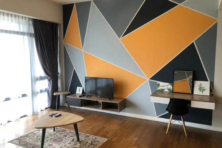 Room 4 of 5