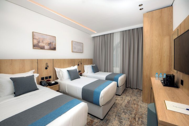 Room 14 of 21