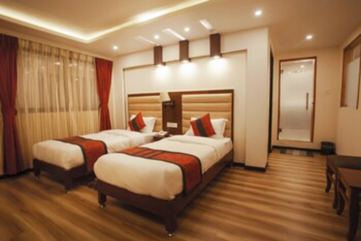 Room 19 of 339