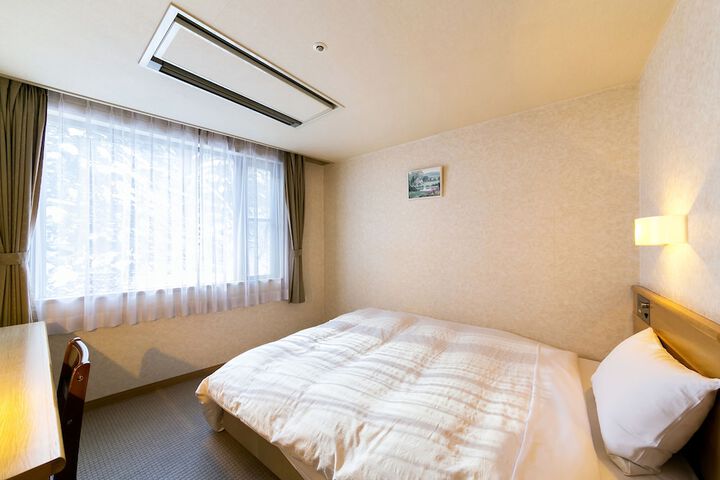 Room 29 of 124