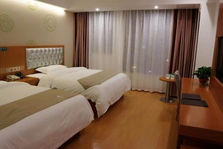 Room 14 of 43