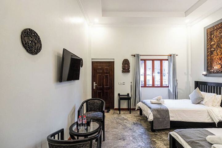 Room 3 of 19