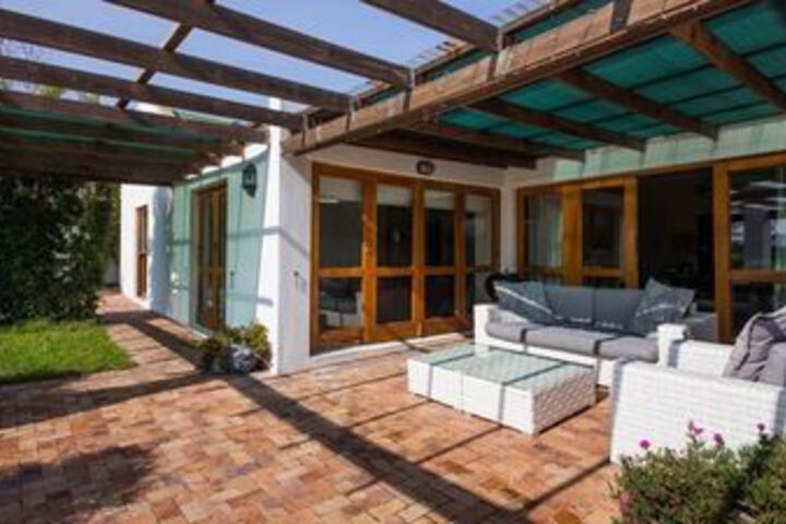 Terrace/Patio 160 of 164