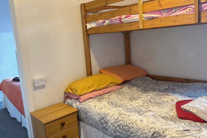 Room 12 of 43