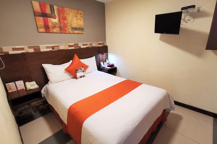 Room 7 of 36