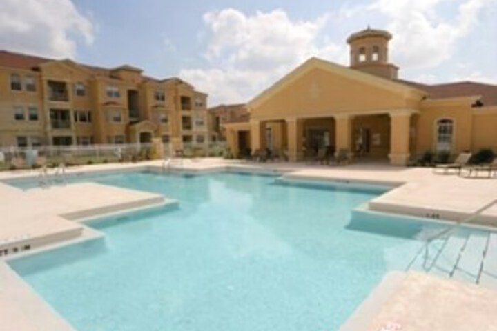 Pool 23 of 25