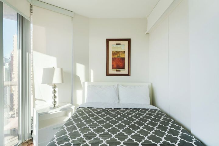 Room 2 of 108
