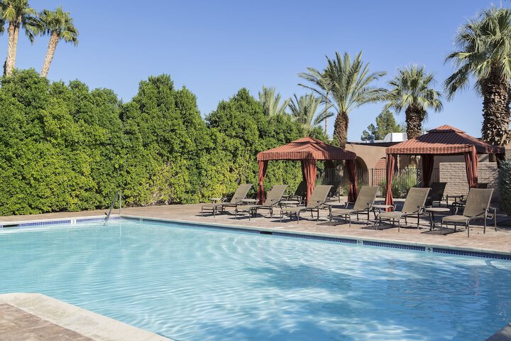 Pools & Facilities