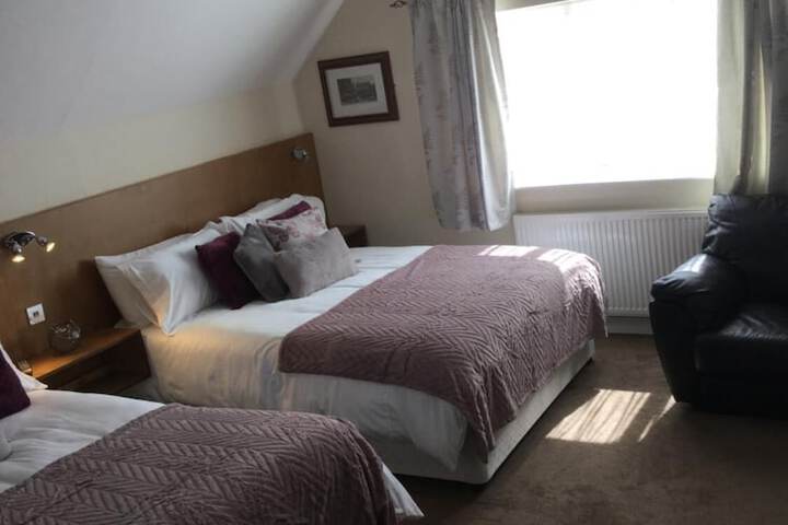 Room 7 of 34