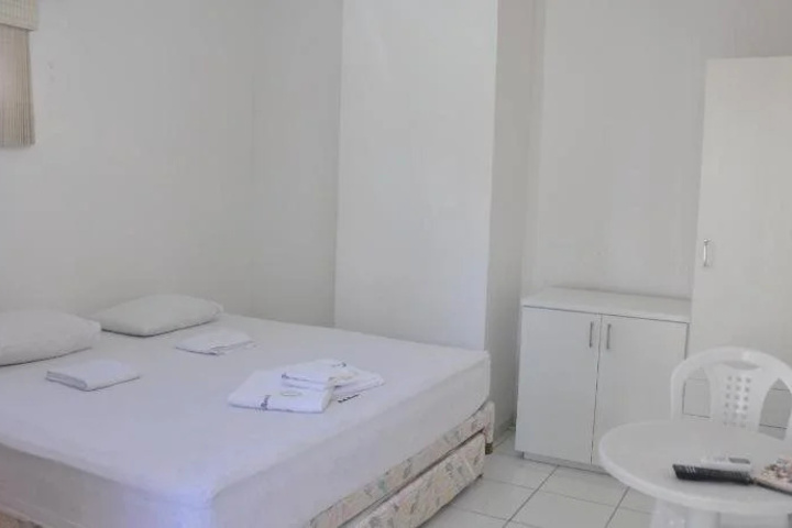 Room 2 of 13