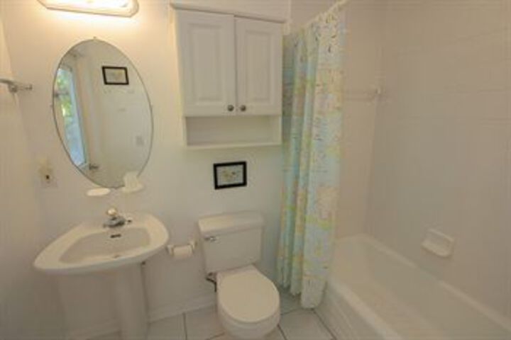Room 15 of 104